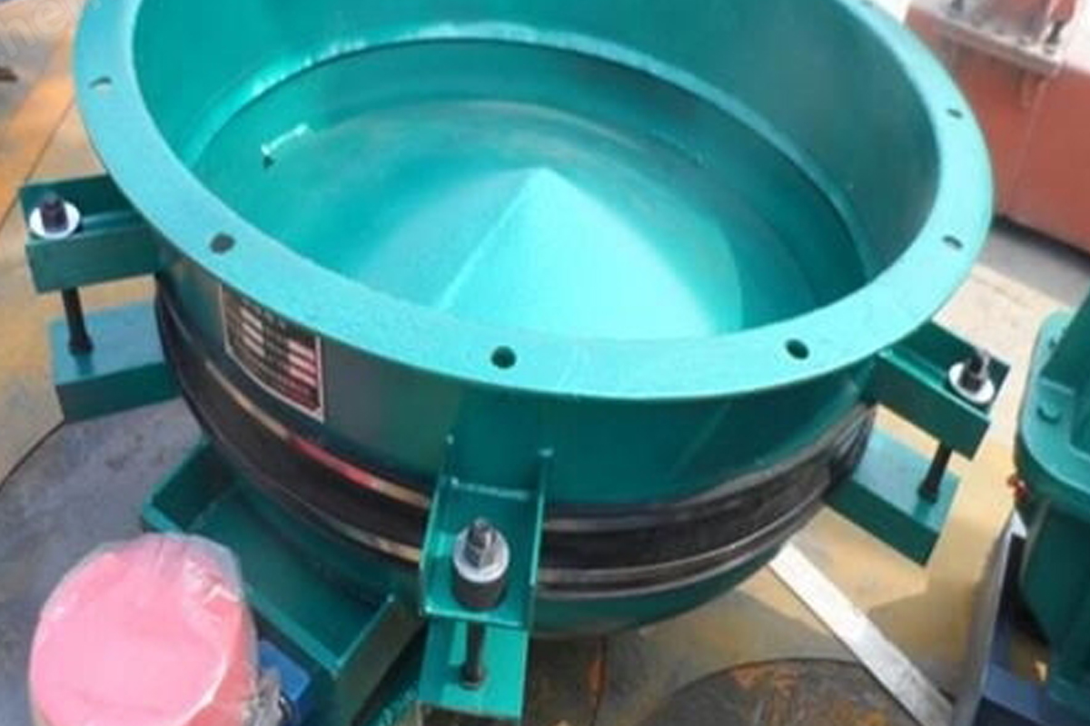 什么是惯性振动给料斗，性能特点怎样